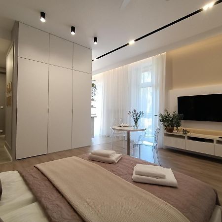 Myfive Apartments كراكوفيا المظهر الخارجي الصورة
