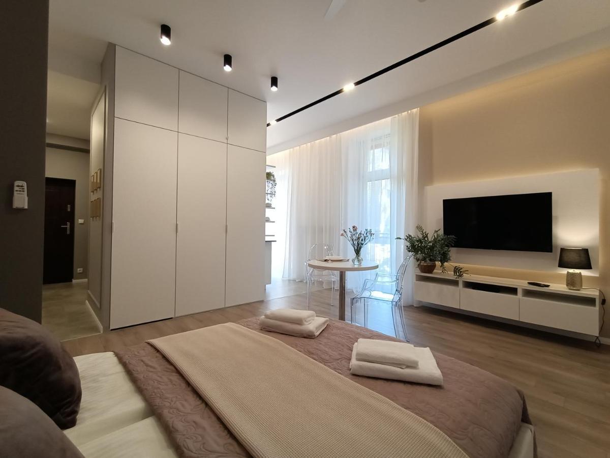 Myfive Apartments كراكوفيا المظهر الخارجي الصورة