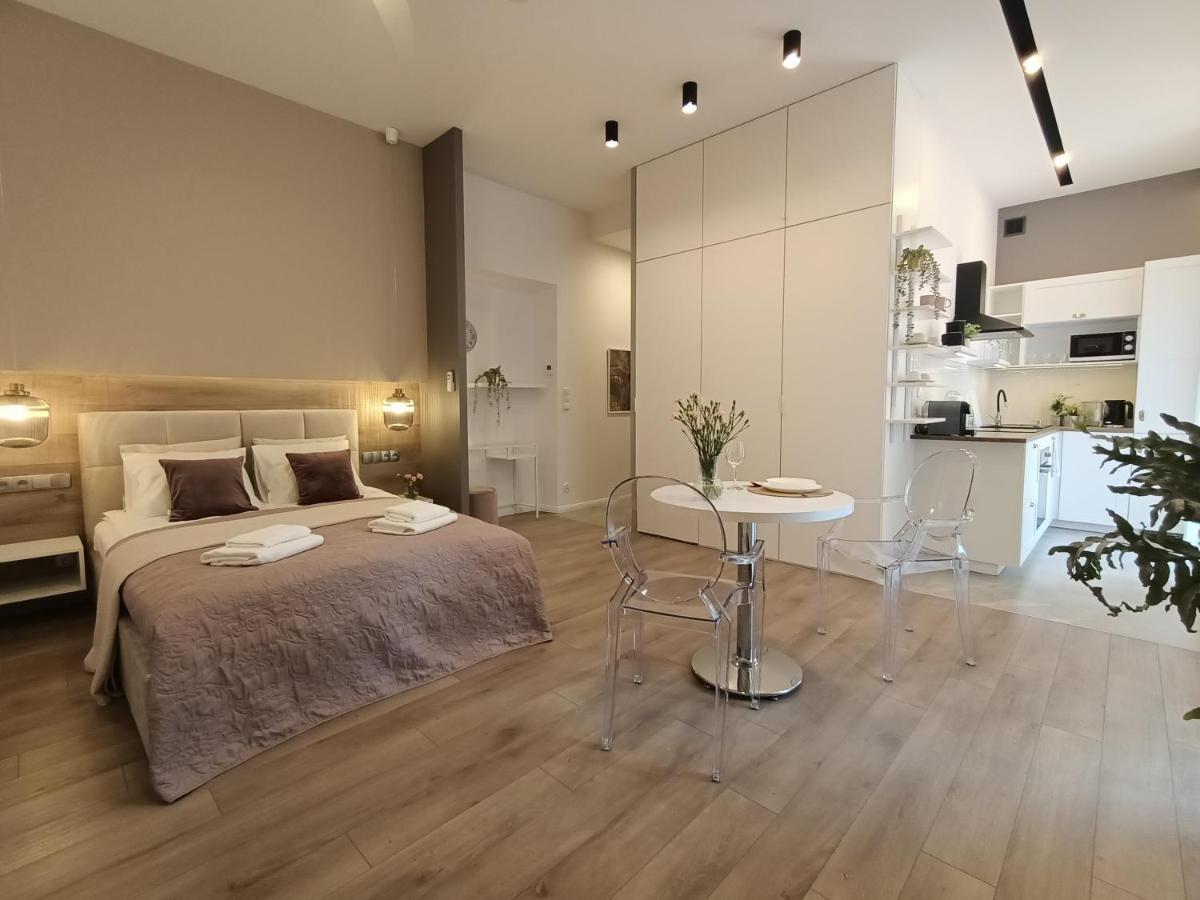 Myfive Apartments كراكوفيا المظهر الخارجي الصورة